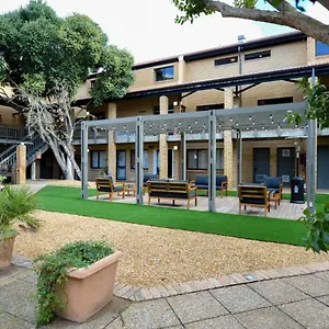 Aparthotel Africa House